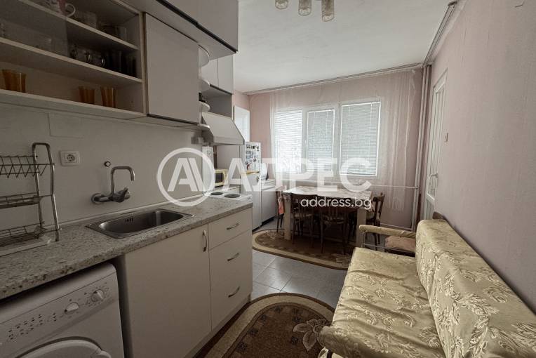 Тристаен апартамент, Враца, Дъбника, 681584, Снимка 2