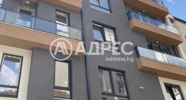 Двустаен апартамент, Варна, Операта, 666585, Снимка 1