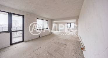 Многостаен апартамент, Плевен, Център, 678585, Снимка 1