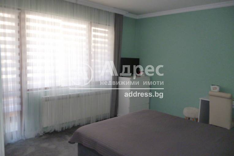 Тристаен апартамент, Добрич, Център, 543586, Снимка 22