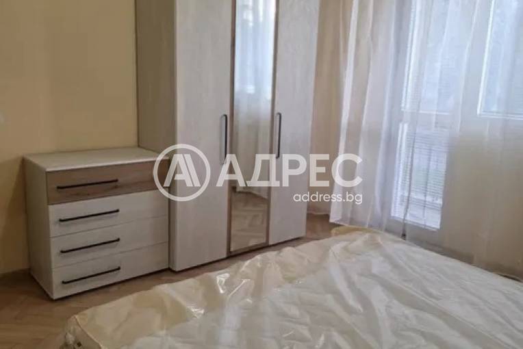 Тристаен апартамент, Плевен, Сторгозия, 679586, Снимка 1