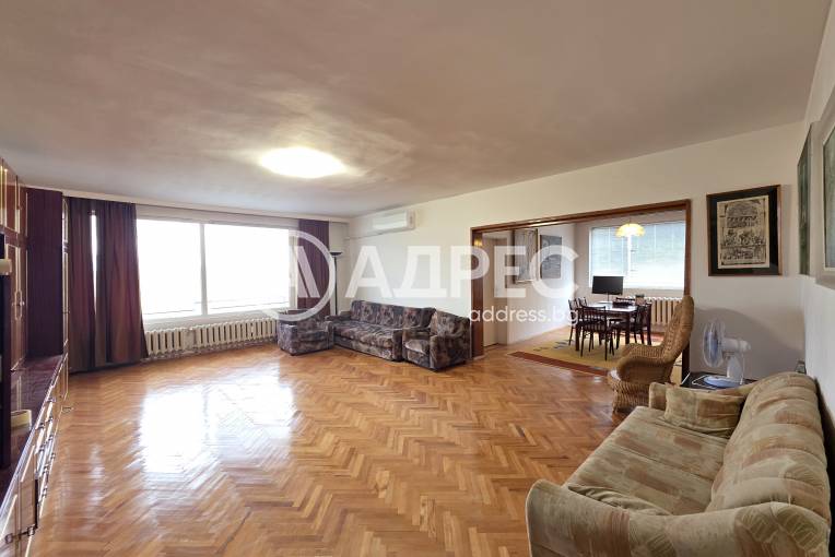 Многостаен апартамент, София, Изгрев, 702586, Снимка 1