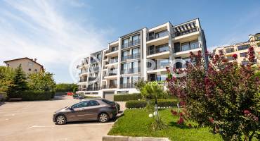 Тристаен апартамент, Варна, Изгрев, 667588, Снимка 32