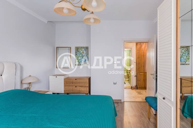 Етаж от къща, Плевен, Идеален център, 678588, Снимка 8