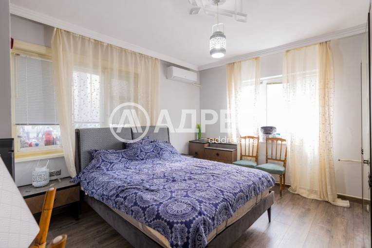 Етаж от къща, Плевен, Идеален център, 678588, Снимка 9