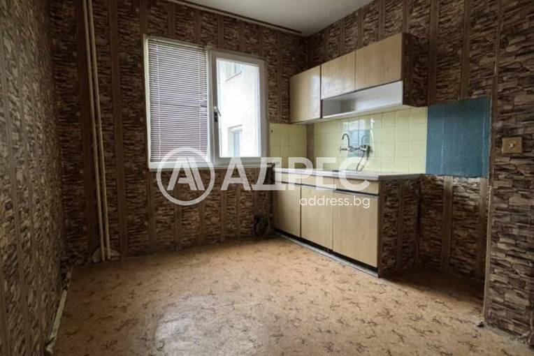 Двустаен апартамент, Хасково, Любен Каравелов, 682588, Снимка 4