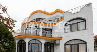 Тристаен апартамент, Варна, м-ст Траката, 674589, Снимка 1