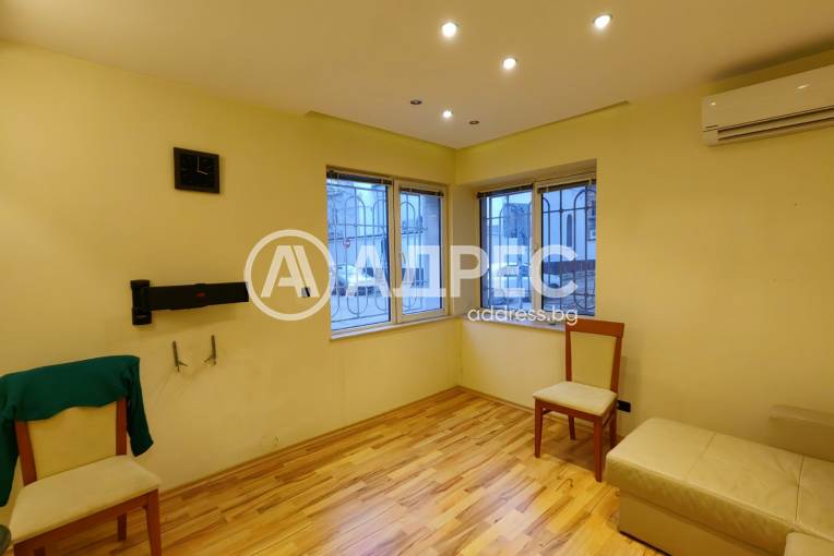 Тристаен апартамент, Варна, Централна поща, 690589, Снимка 4