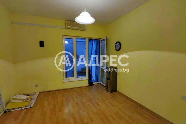 Тристаен апартамент, Варна, Централна поща, 690589, Снимка 8