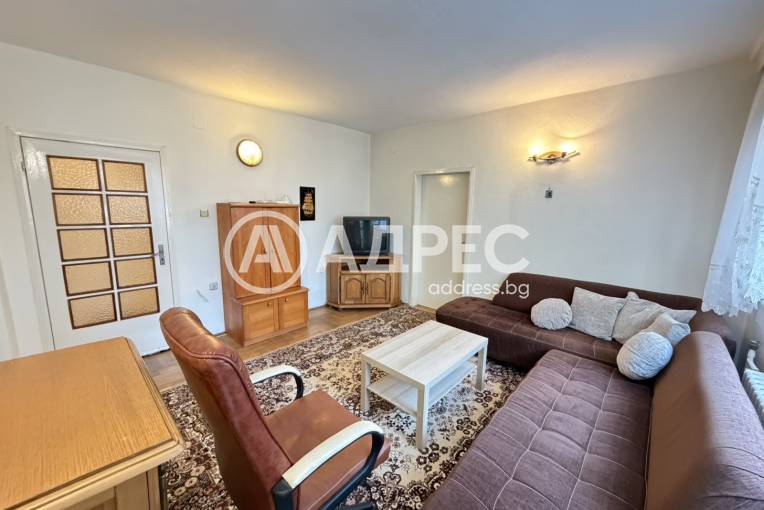 Тристаен апартамент, Варна, Център, 700589, Снимка 1