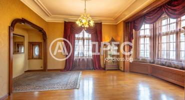 Офис Сграда/Търговски център, Варна, Общината, 701589, Снимка 1