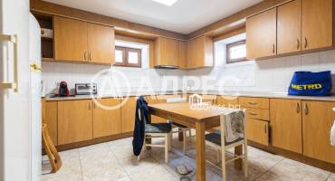 Офис Сграда/Търговски център, Варна, Общината, 701589, Снимка 11