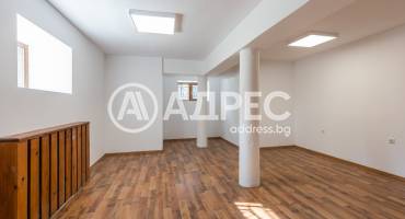 Офис Сграда/Търговски център, Варна, Общината, 701589, Снимка 12