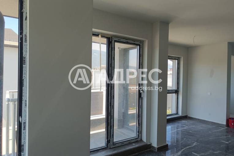 Тристаен апартамент, София, Витоша, 677590, Снимка 1