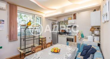 Многостаен апартамент, Варна, Икономически университет, 679592, Снимка 1