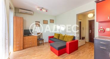 Едностаен апартамент, Варна, Операта, 700592, Снимка 1