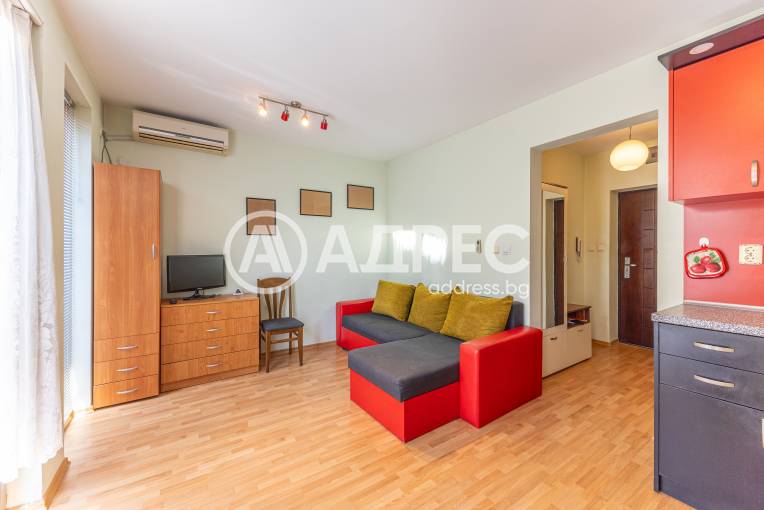 Едностаен апартамент, Варна, Операта, 700592, Снимка 1