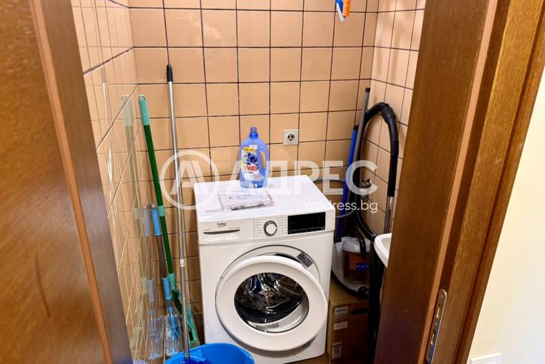 Многостаен апартамент, София, Гео Милев, 676594, Снимка 19