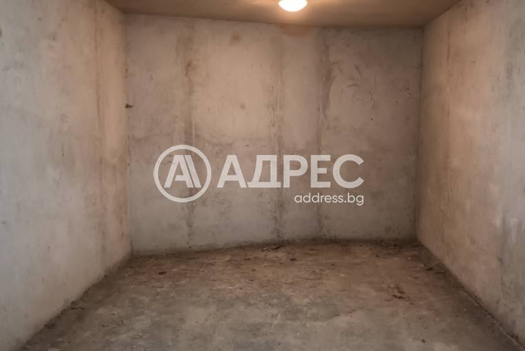 Гараж, Благоевград, Широк център, 700594, Снимка 1