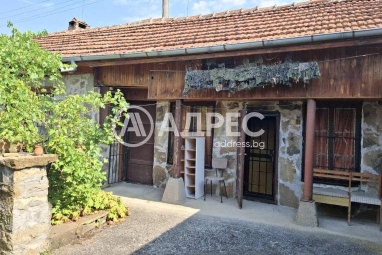 Къща/Вила, Севлиево, жк. "Димитър Благоев", 662595, Снимка 1