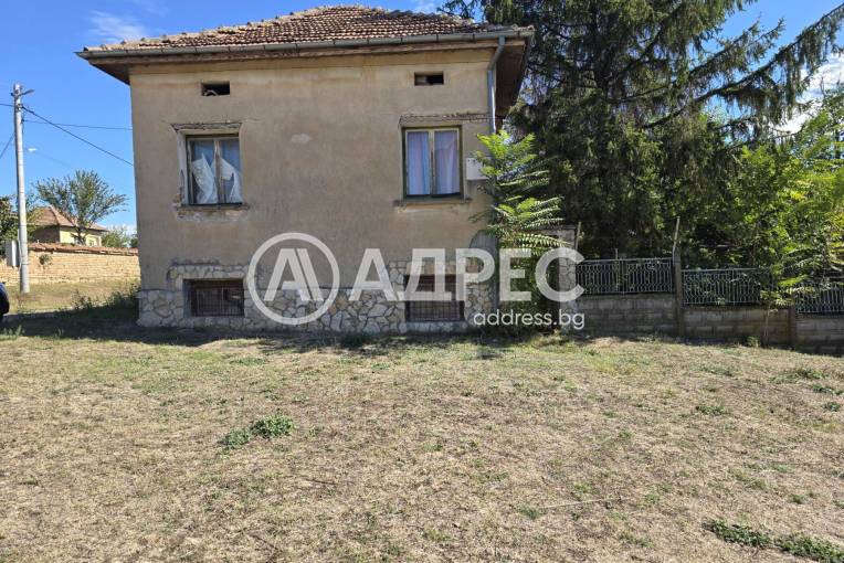 Къща/Вила, Тръстеник, 670597, Снимка 1