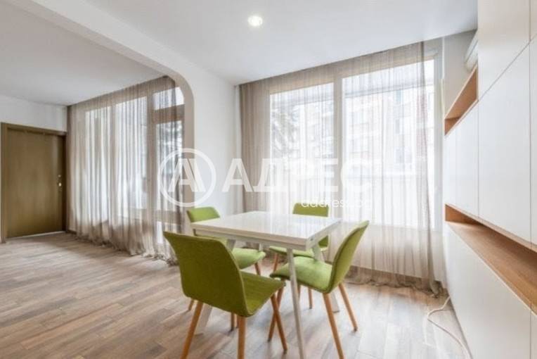 Тристаен апартамент, София, Изток, 683597, Снимка 1