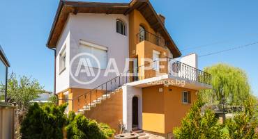 Къща/Вила, Извор, 651598, Снимка 1