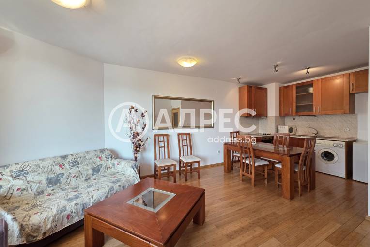 Двустаен апартамент, София, Изток, 666599, Снимка 1