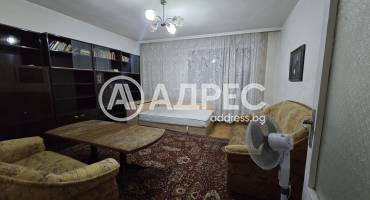 Тристаен апартамент, Плевен, Идеален център, 680599, Снимка 1