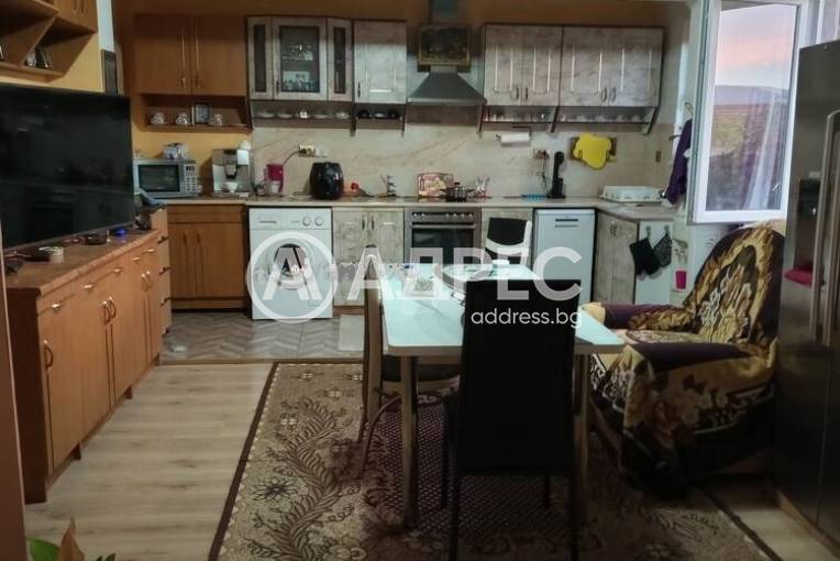 Къща/Вила, Коньово, 650600, Снимка 1