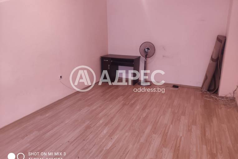 Тристаен апартамент, Стара Загора, Широк център, 668600, Снимка 2