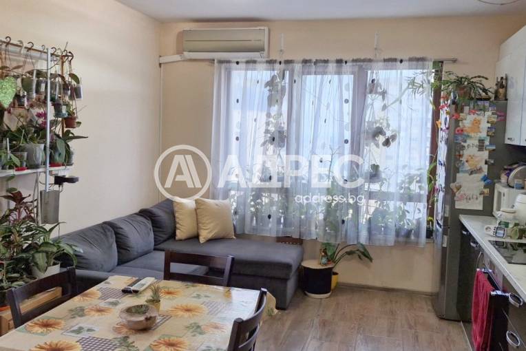 Двустаен апартамент, Варна, Възраждане 3, 689600, Снимка 2