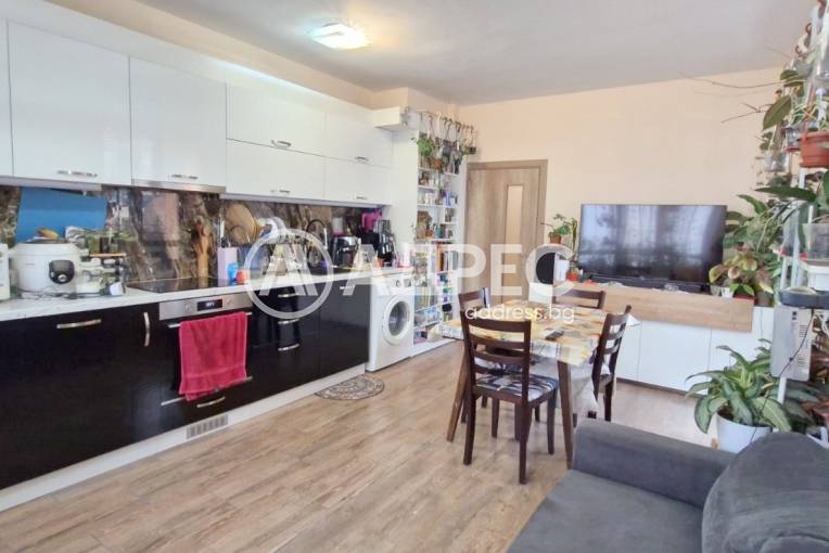 Двустаен апартамент, Варна, Възраждане 3, 689600, Снимка 3