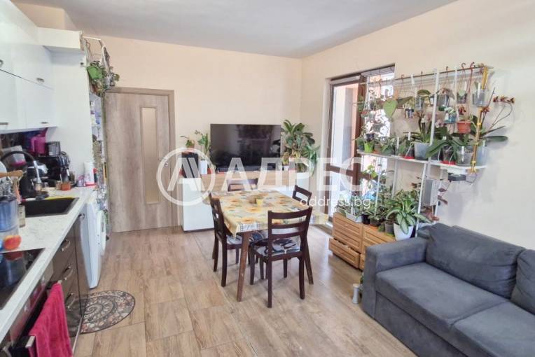 Двустаен апартамент, Варна, Възраждане 3, 689600, Снимка 4