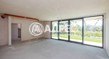 Многостаен апартамент, Варна, к.к. Св.Св. Константин и Елена, 701600, Снимка 2