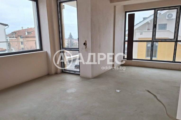 Тристаен апартамент, Варна, Виница, 687601, Снимка 1
