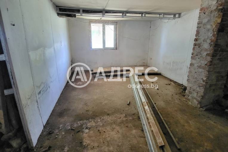 Къща/Вила, Сенник, 661602, Снимка 2