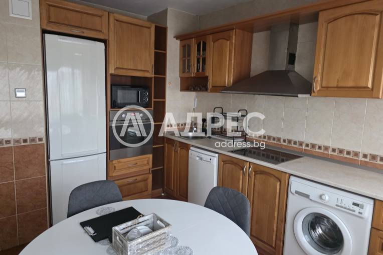 Тристаен апартамент, Плевен, Идеален център, 686603, Снимка 3