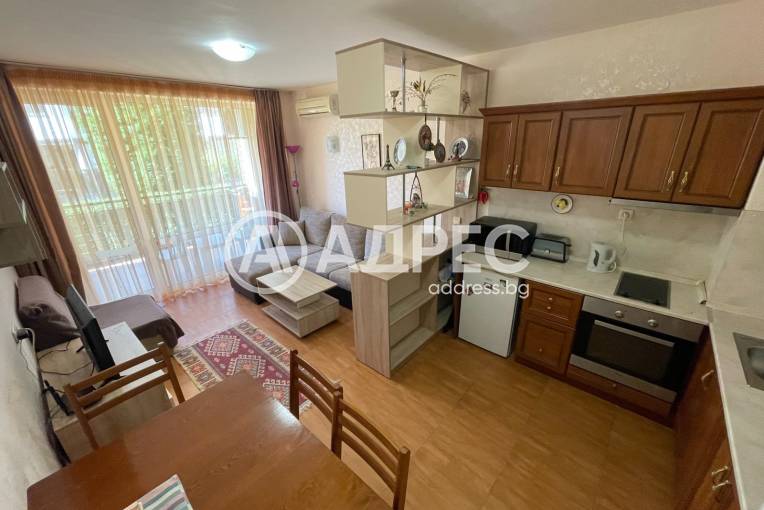 Двустаен апартамент, Свети Влас, 663604, Снимка 1