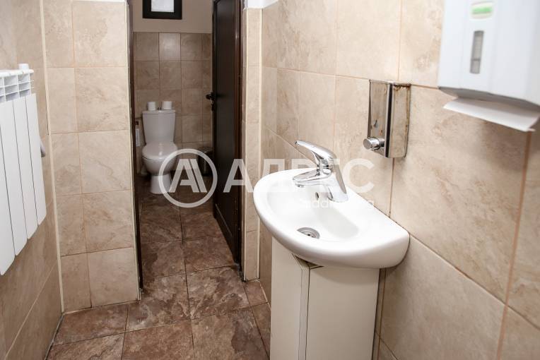 Офис Сграда/Търговски център, Студена, 678605, Снимка 5