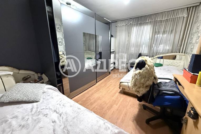 Тристаен апартамент, София, Суха река, 679607, Снимка 4