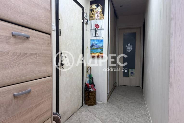 Тристаен апартамент, София, Суха река, 679607, Снимка 5