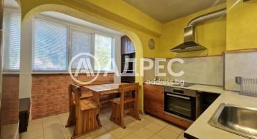 Тристаен апартамент, Русе, ЦЮР, 653608, Снимка 1