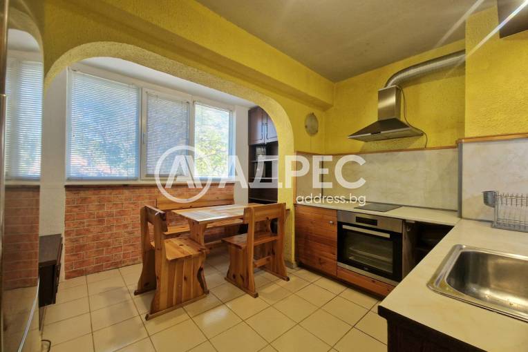 Тристаен апартамент, Русе, ЦЮР, 653608, Снимка 1