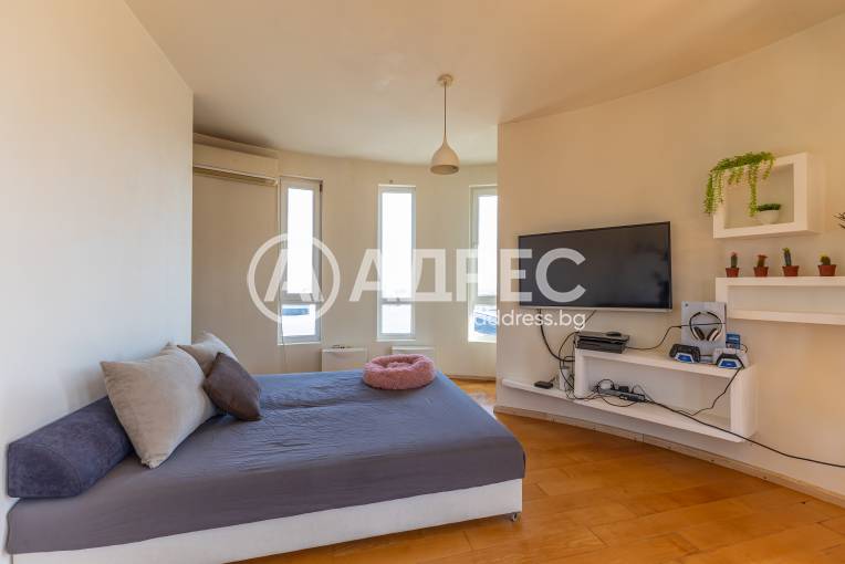 Тристаен апартамент, Варна, Аспарухово, 687609, Снимка 1