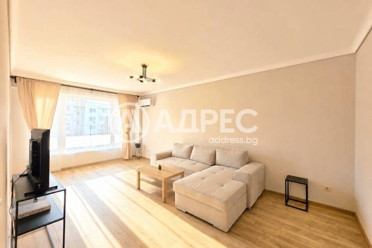 Двустаен апартамент, София, Дианабад, 700610, Снимка 1