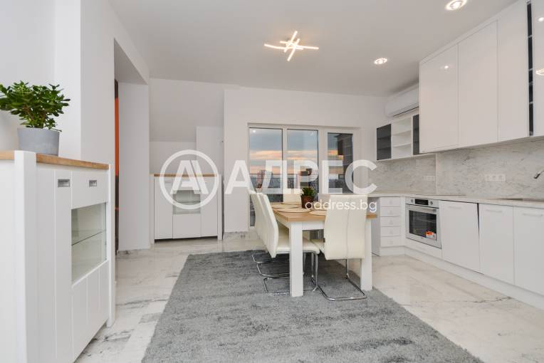 Тристаен апартамент, Бургас, Зорница, 678611, Снимка 1