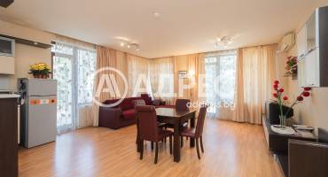 Двустаен апартамент, Варна, к.к. Златни Пясъци, 680612, Снимка 1