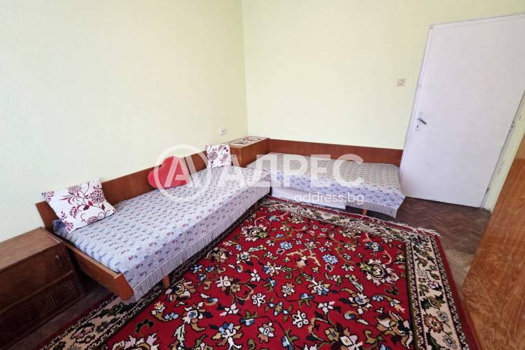 Двустаен апартамент, Варна, Чаталджа, 702612, Снимка 1