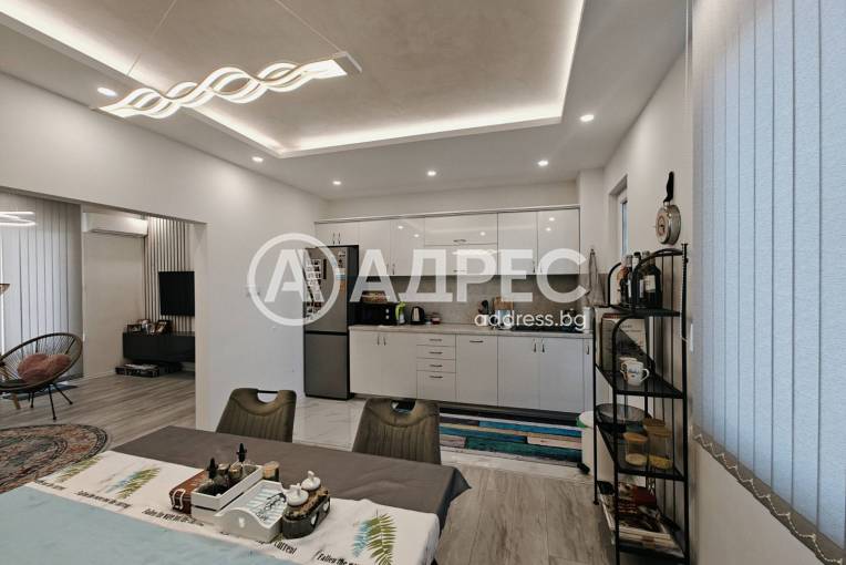 Тристаен апартамент, Пловдив, Тракия, 643613, Снимка 1